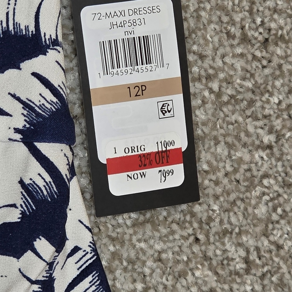 Jessica Howard Navy White Abstract Print Maxi Dress V-Neck Knot Front 12P
394 - Picture 4 of 7